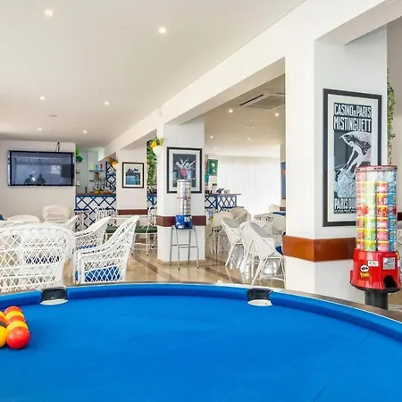 Apartament Hopstays - Olympics With Indoor Pool *