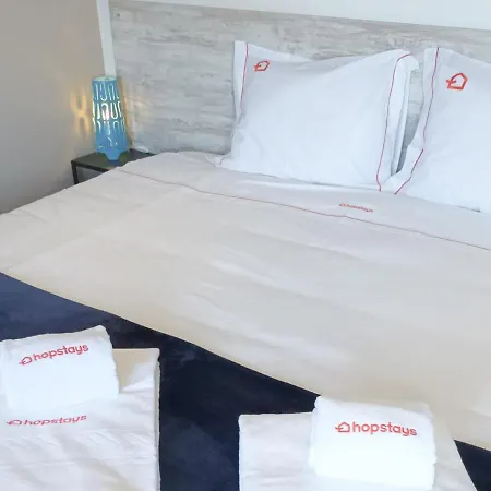 Hopstays - Olympics With Indoor Pool * Albufeira